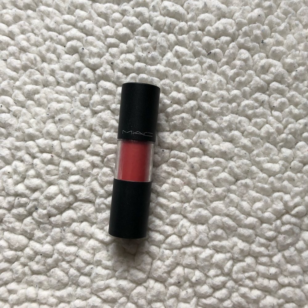 Mac lipstain